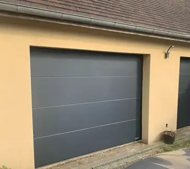 installation de porte de garage à Avrillé - image 3
