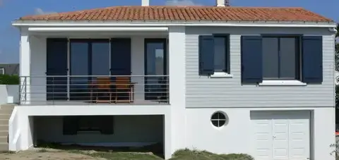 menuiserie extérieure Bécon-les-Granits-1