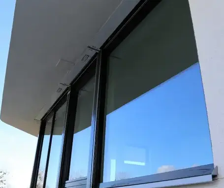 pose de porte d'entrée à Montreuil-Juigné - image 3