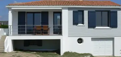 stores bannes sur mesure à Le Lion-d'Angers - image 3