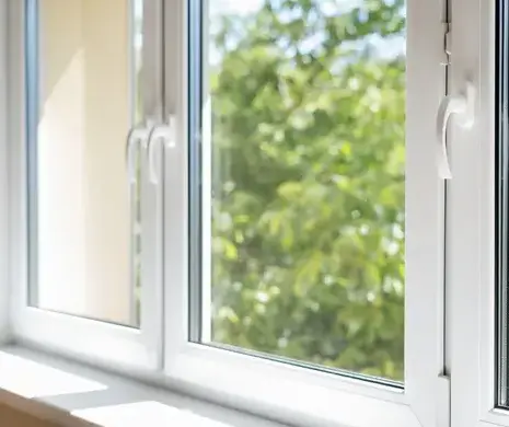 stores bannes sur mesure à Le Lion-d'Angers - image 4